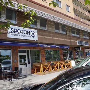  Hostel Spoton & Sportsbar